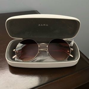 Round Zara Glasses